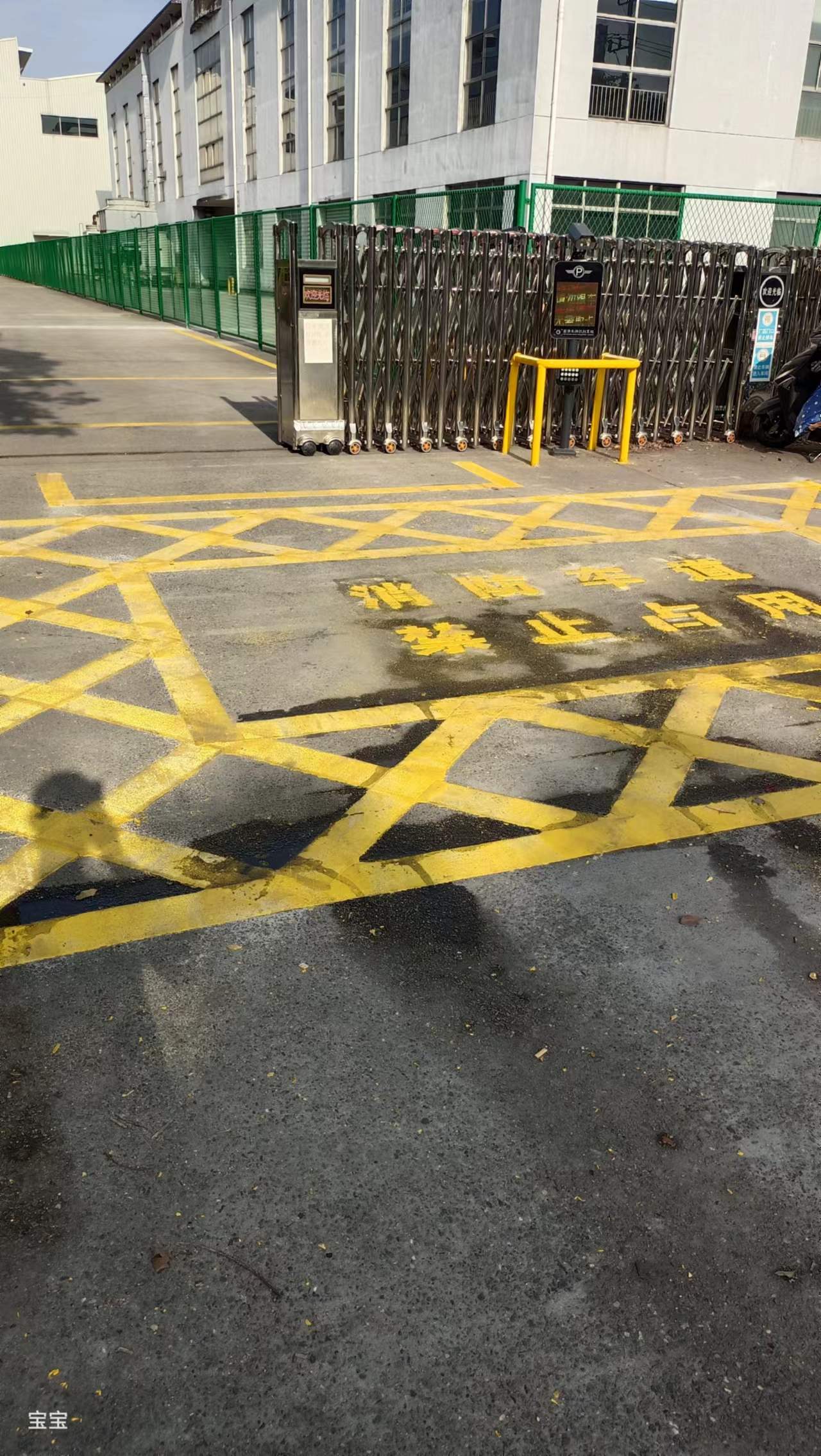 克什克腾马路划线